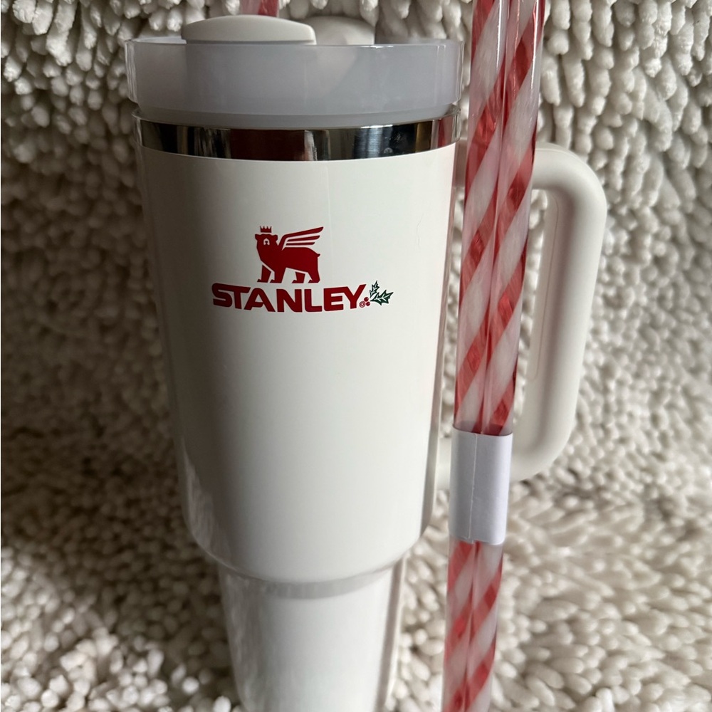 Stanley White Tumbler Lid with Red Logo
